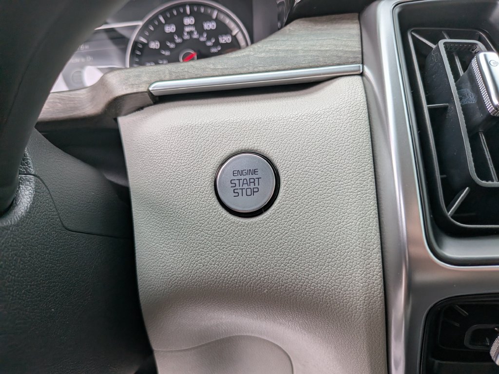 Certified 2023 Kia Sorento EX FWD image 30