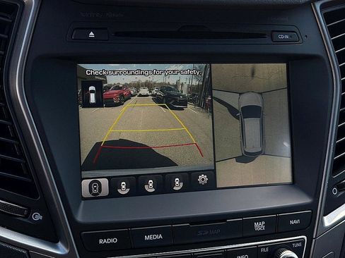 Used 2017 Hyundai Santa Fe Sport image 13