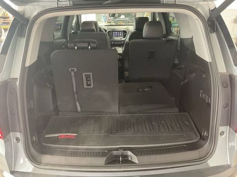 Used 2023 GMC Acadia AT4 w/ Technology Package image 22