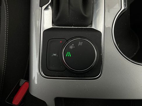 Used 2025 Chevrolet Blazer LT image 22