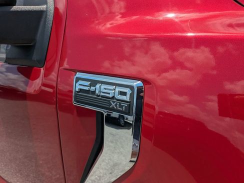 Used 2022 Ford F150 XLT RWD image 12