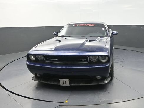 Used 2014 Dodge Challenger SRT8 RWD image 2