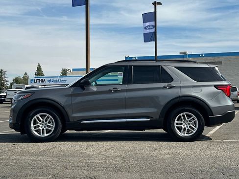 Certified 2025 Ford Explorer Active image 6