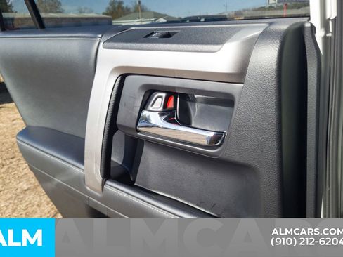 Used 2022 Toyota 4Runner SR5 image 23