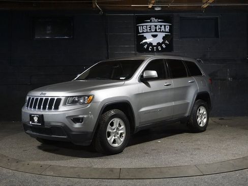 Used 2015 Jeep Grand Cherokee Laredo w/ Quick Order Package 23E image 1