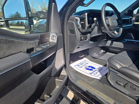 New 2026 Ford F350 Platinum w/ FX4 Off-Road Package image 6