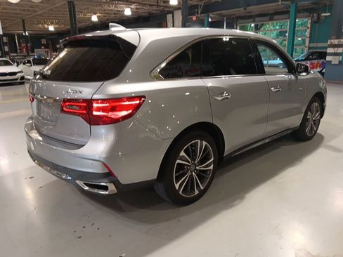 Used 2020 Acura MDX SH-AWD w/ Technology Package image 6