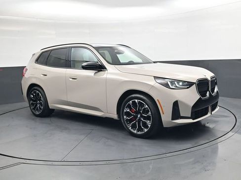 Used 2025 BMW X3 M50 w/ Premium Package image 2