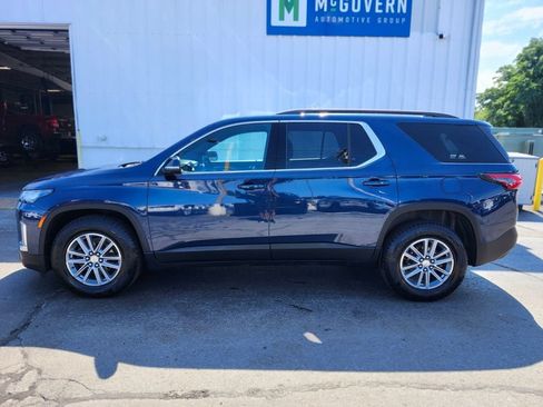 Used 2023 Chevrolet Traverse LT AWD/4WD image 2