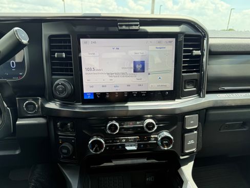 New 2025 Ford F350 Lariat w/ Lariat Ultimate Package image 29