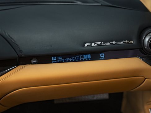 Used 2014 Ferrari F12 Berlinetta RWD image 41