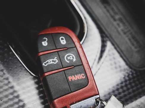 Used 2017 Dodge Charger SRT Hellcat image 9