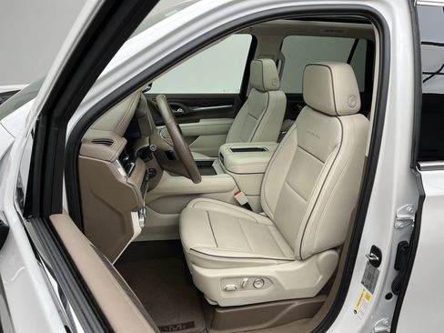 Certified 2024 GMC Yukon Denali AWD/4WD image 10