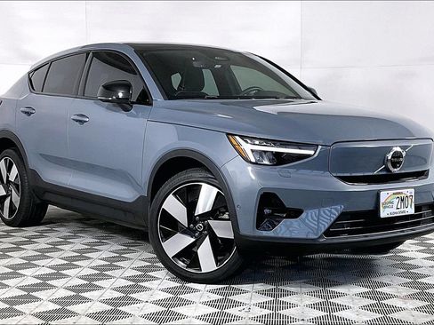 Used 2023 Volvo C40 P8 Recharge Ultimate AWD/4WD image 12