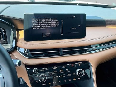 Used 2025 INFINITI QX60 Sensory w/ Cargo Package AWD/4WD image 6