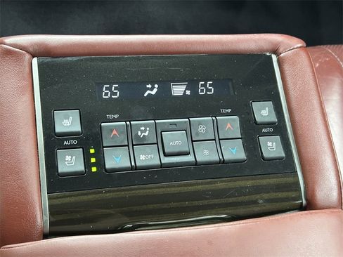 Used 2017 Lexus LX 570 4WD image 28