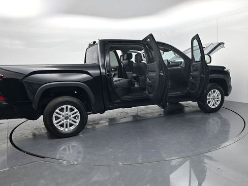 Used 2023 Toyota Tundra SR5 w/ SR5 Premium Package AWD/4WD image 63