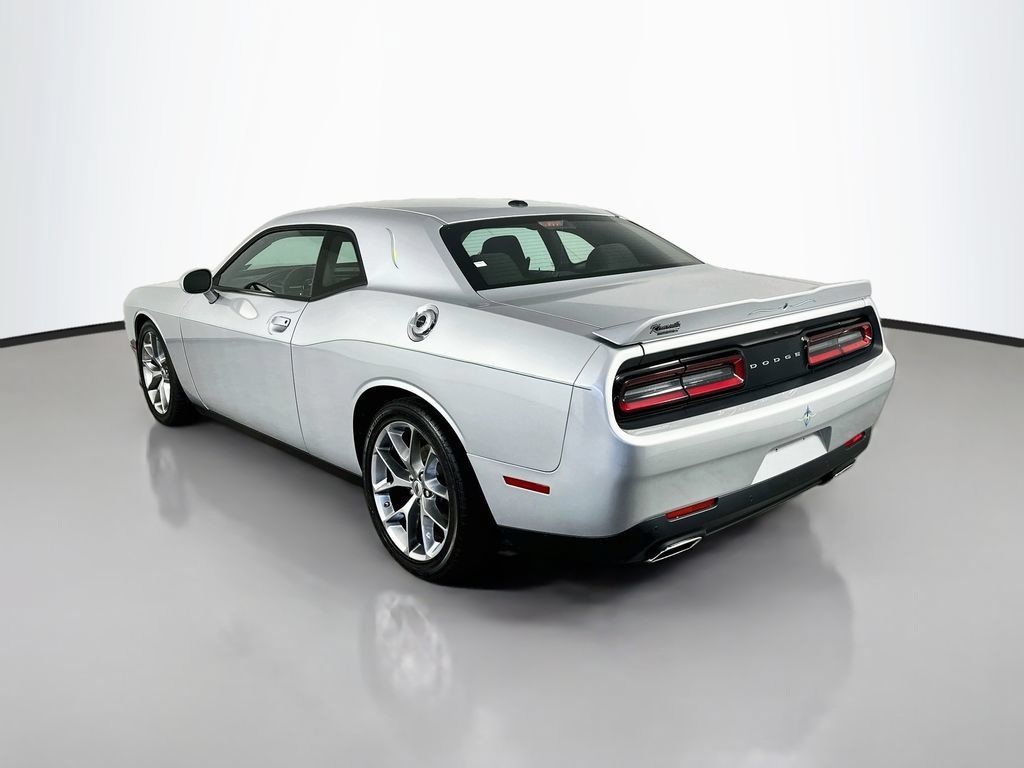 Used 2022 Dodge Challenger GT RWD image 5