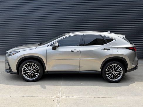 Used 2022 Lexus NX 350 AWD image 9