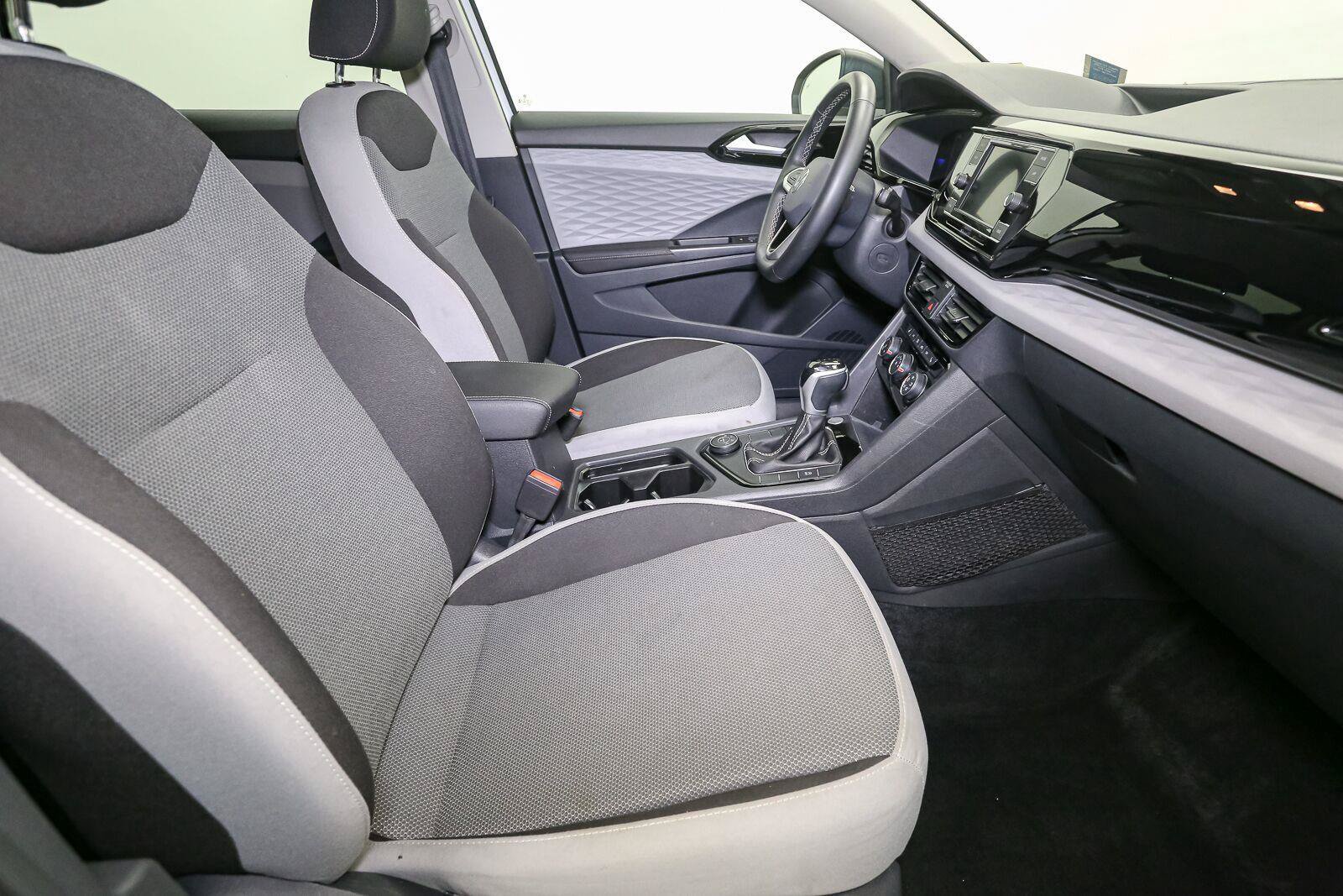 Certified 2024 Volkswagen Taos S AWD/4WD image 19