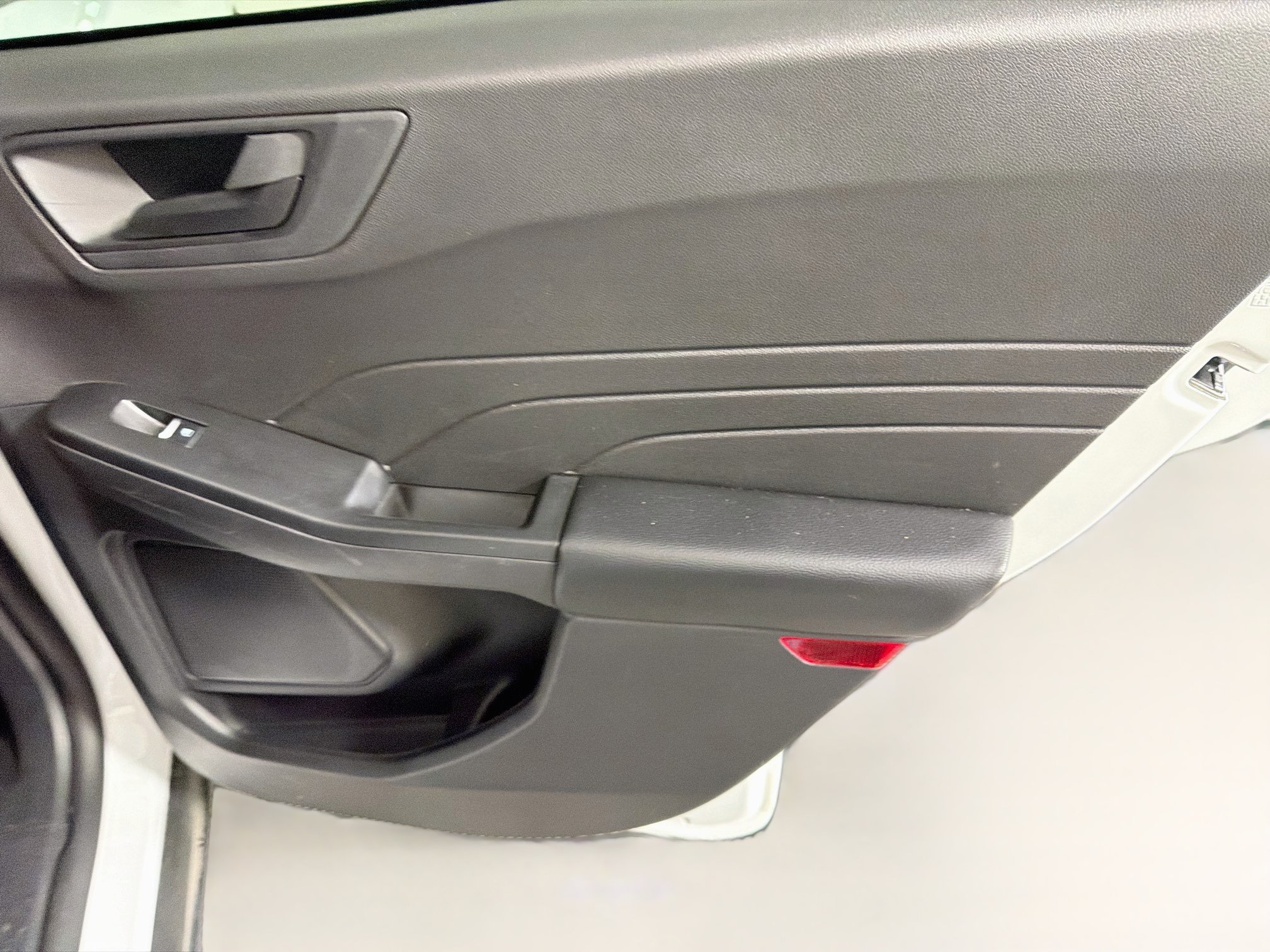 Used 2025 Ford Escape Active FWD image 29