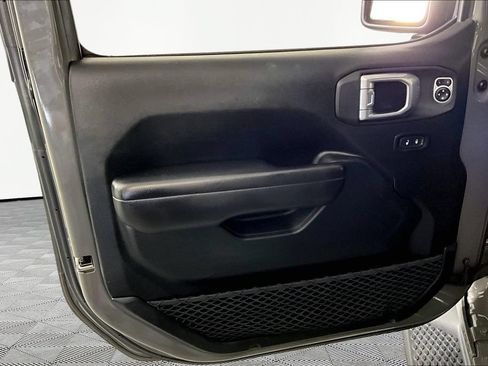 Used 2020 Jeep Wrangler Unlimited Sport AWD/4WD image 19