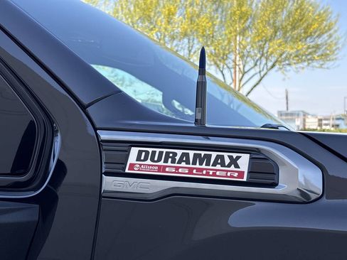 Used 2023 GMC Sierra 2500 AT4 w/ Gooseneck/5TH Wheel Package AWD/4WD image 10