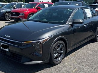 Used 2025 Kia K4 FWD video 1