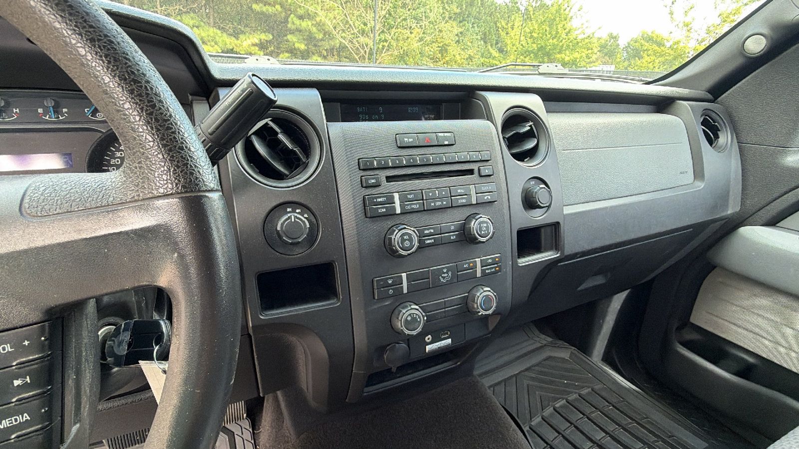Used 2014 Ford F150 STX w/ Equipment Group 201A Mid AWD/4WD image 32