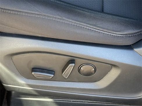 Certified 2023 Ford Explorer XLT w/ Class IV Trailer Tow Package image 7