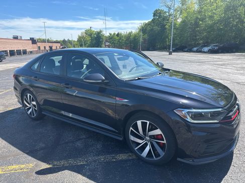 Used 2021 Volkswagen Jetta GLI Autobahn FWD image 1