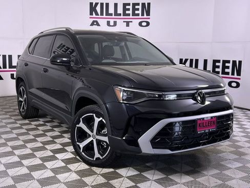 New 2025 Volkswagen Taos SEL image 1