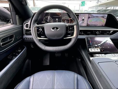 New 2026 INFINITI QX80 4WD image 32