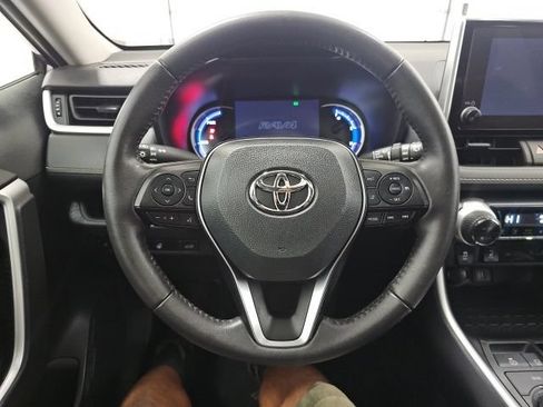Used 2023 Toyota RAV4 XLE w/ Convenience Package AWD/4WD image 18