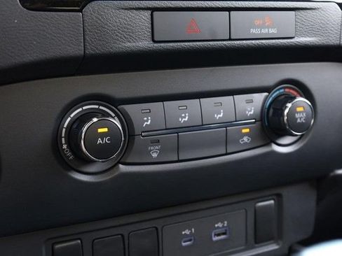 Certified 2022 Nissan Frontier SV AWD/4WD image 12