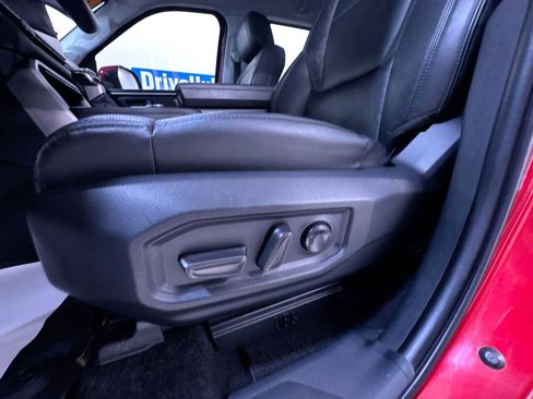 Used 2022 Toyota Tundra Limited AWD/4WD image 5