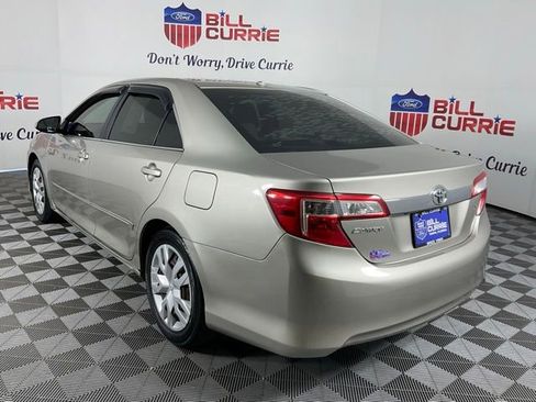 Used 2013 Toyota Camry XLE w/ Leather Pkg image 5