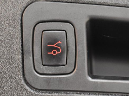 Used 2016 Tesla Model S AWD image 44