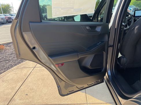 New 2025 Ford Escape Active w/ Cold Weather Package image 34