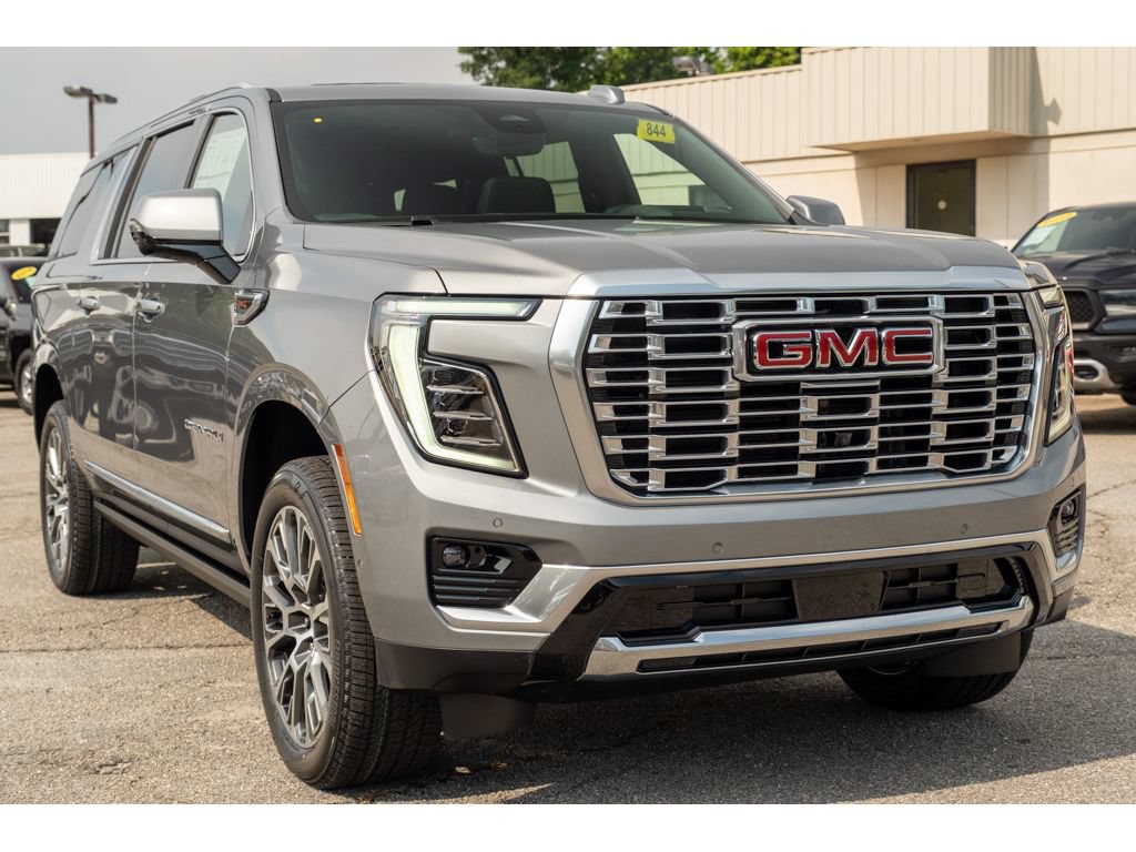 New 2026 GMC Yukon XL Denali w/ Denali Reserve Package AWD/4WD image 36