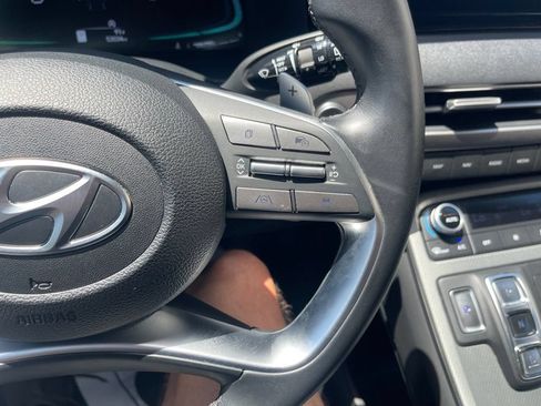 Used 2024 Hyundai Palisade SEL FWD image 18