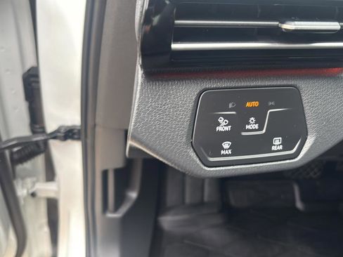 Used 2023 Volkswagen ID.4 Pro S RWD image 22
