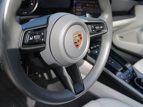 Certified 2021 Porsche 911 Carrera image 23