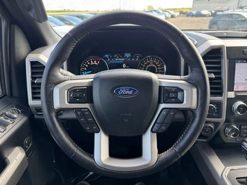 Used 2019 Ford F150 Lariat w/ Equipment Group 502A Luxury AWD/4WD image 30
