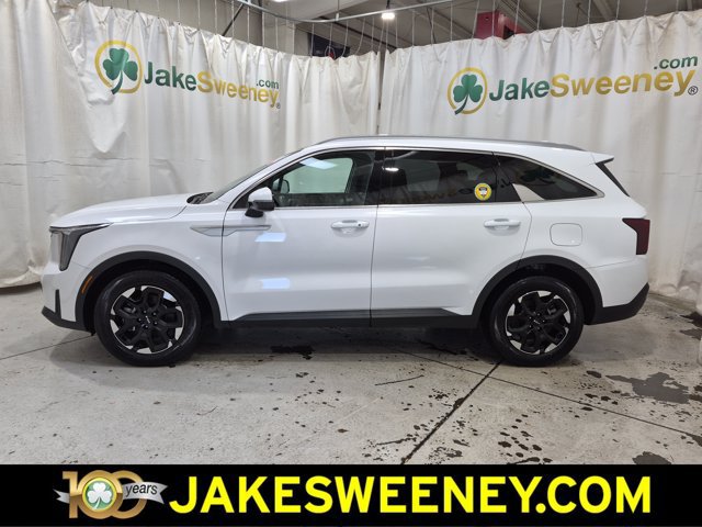 Used 2026 Kia Sorento S w/ S Panoramic Sunroof Package FWD image 6
