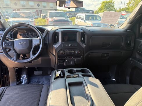 Used 2019 Chevrolet Silverado 1500 Custom Trail Boss w/ Custom Convenience Package AWD/4WD image 22