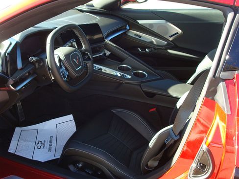 New 2026 Chevrolet Corvette Stingray Preferred Cpe w/ Z51 Performance Package RWD image 7