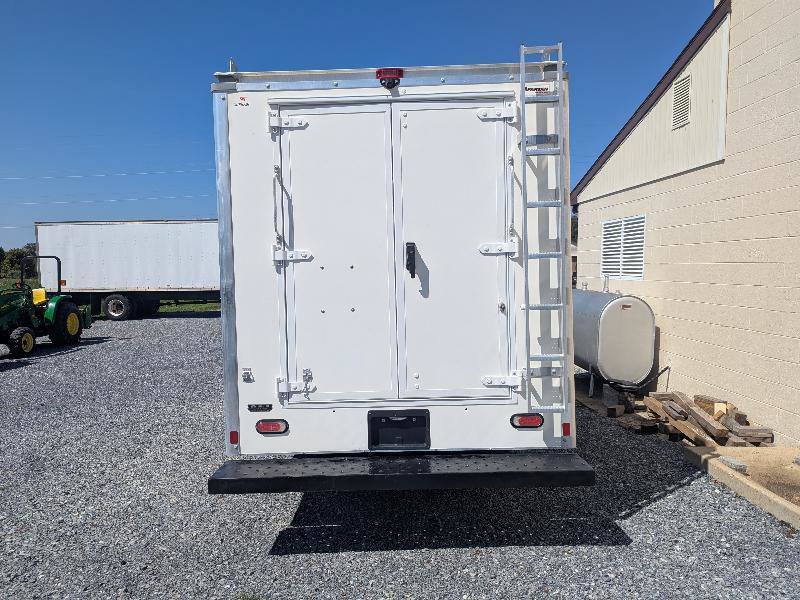 Used 2021 Chevrolet Express 3500 w/ Power Convenience Package RWD image 9