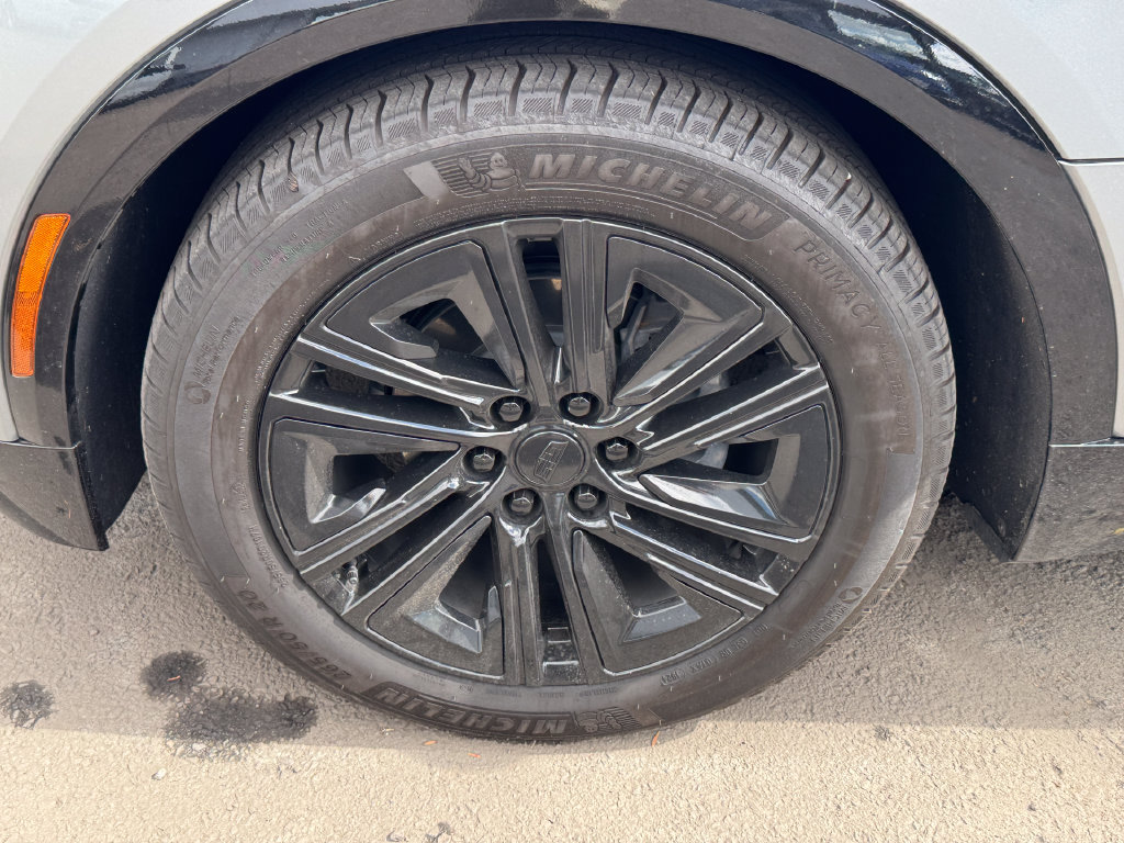 Used 2024 Cadillac Lyriq Tech AWD/4WD image 5