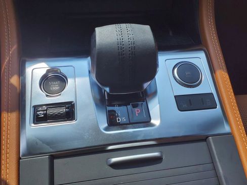 New 2025 Jaguar F-PACE R-Dynamic S image 13